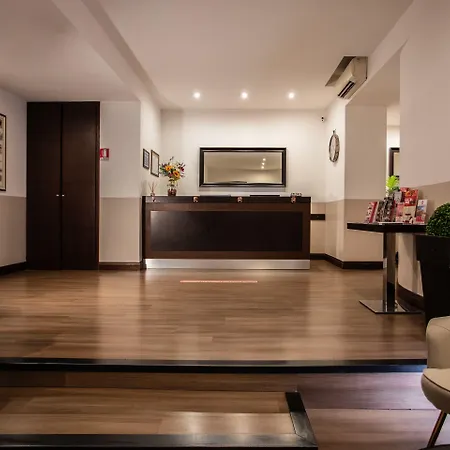 بوتيك ناتسيوناله فندق 3*