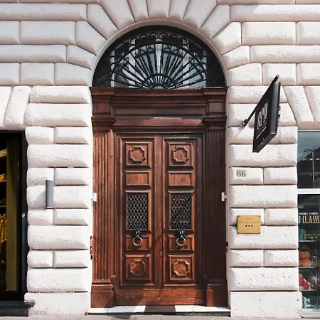 بوتيك ناتسيوناله فندق روما