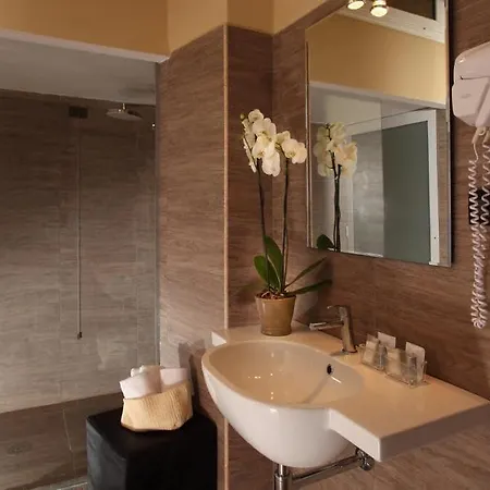 بوتيك ناتسيوناله 3*