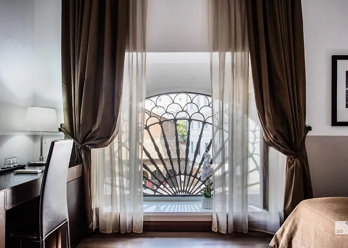 Boutique Nazionale Hotel 3*